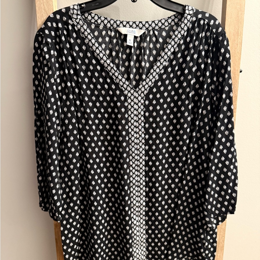 Croft & Barrow Black and White 3/4 sleeve top